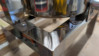 Heavy duty honey/wax press