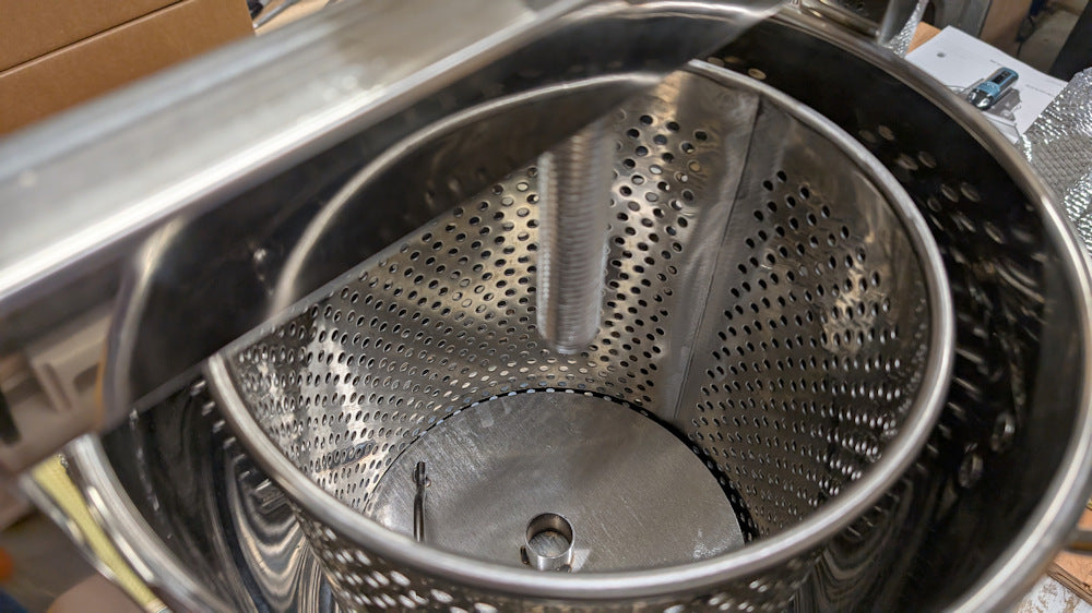 Heavy duty honey/wax press