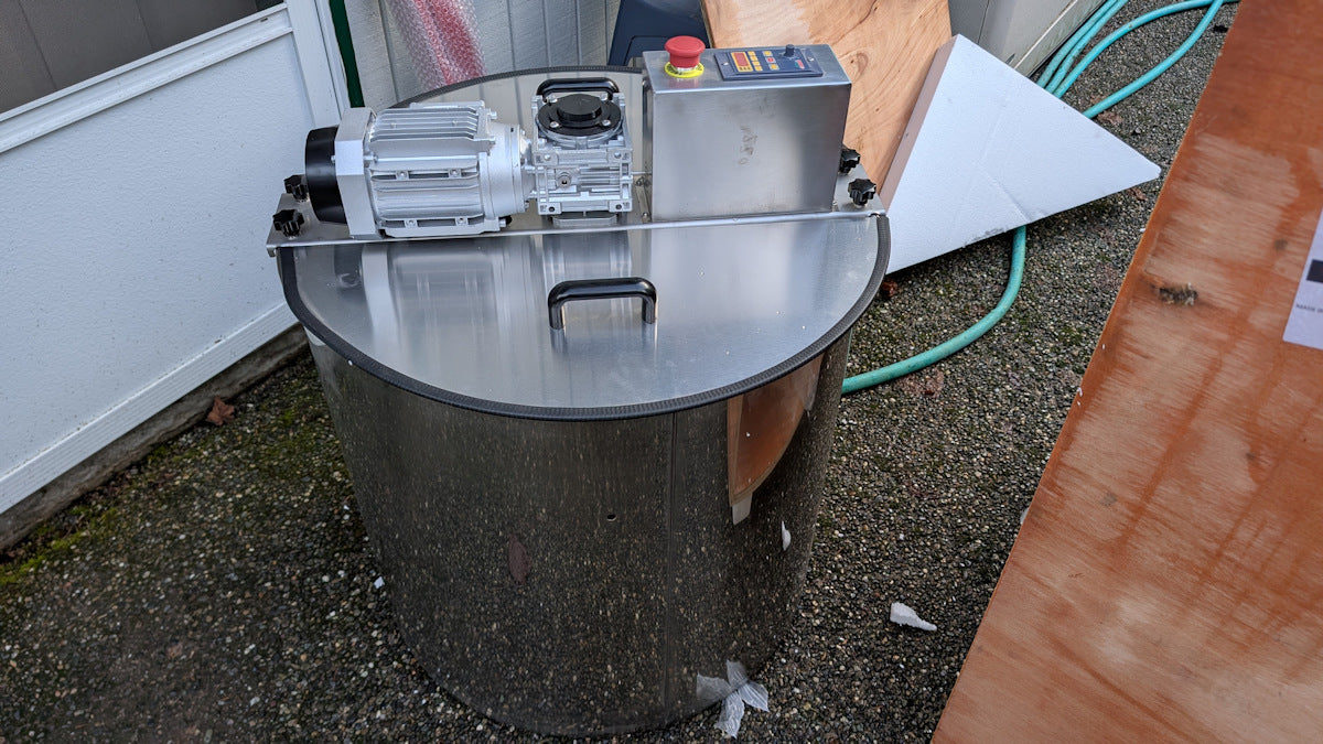 LARGE motorized 4-frame LAYENS honey extractor (Layens, langstroth, AZ hive)